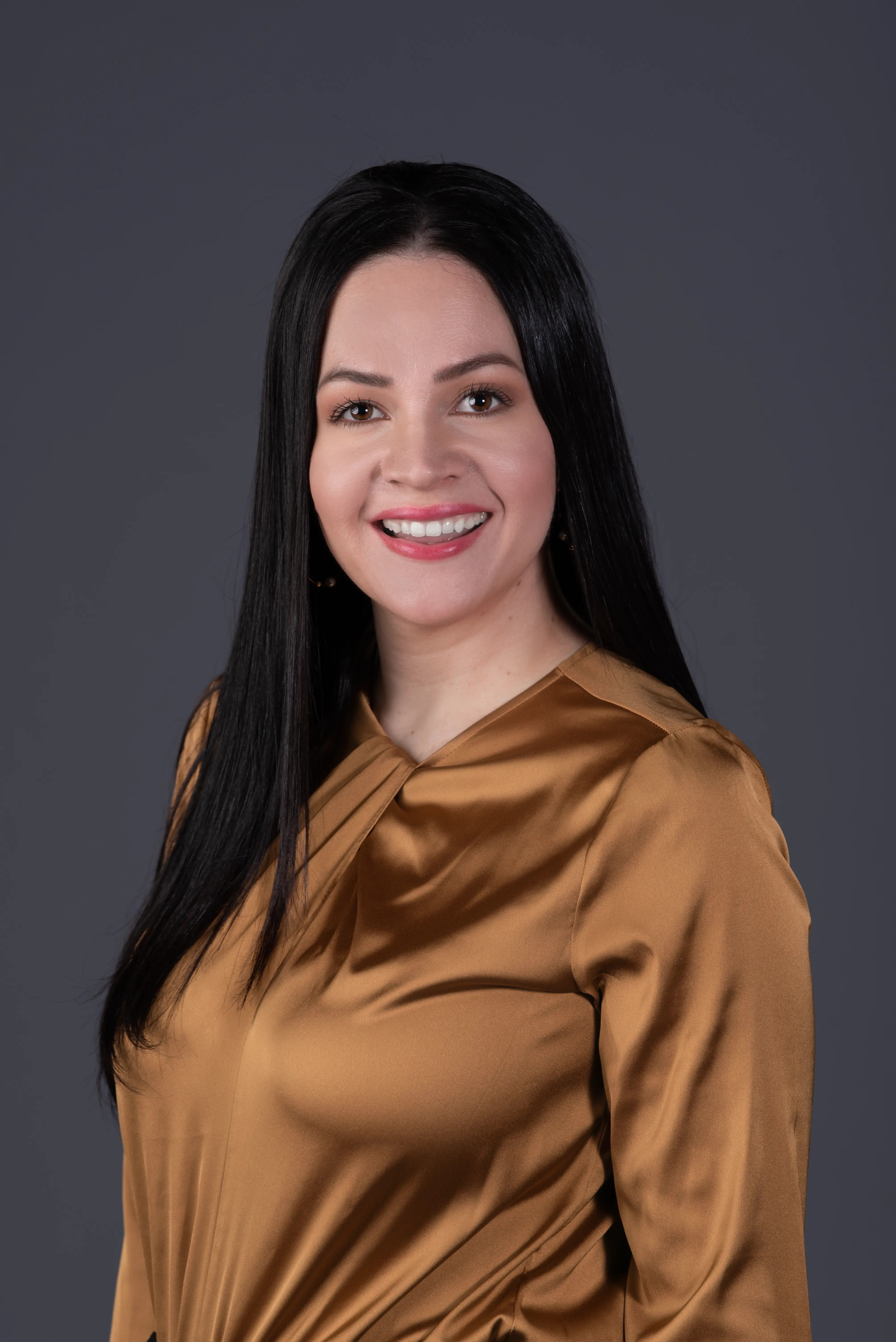 Vivian Pascual – Realtor y Coach